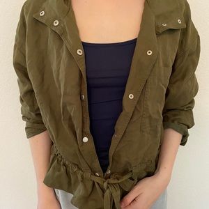 Brand new not worn! Perfect lightweight army jack